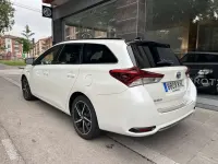 Usado Toyota Auris Touring Sports Edition 136 CV (100 kW) 2018 Blanco Familiar