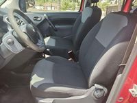 Usado Renault Kangoo Edition One 95 CV (69 kW) 2021 Rojo Monovolumen