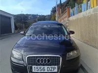 Usado Audi A3 Ambiente 140 CV (102 kW) 2006 Negro Utilitario