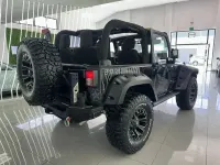 Usado Jeep Wrangler Sahara 200 CV (147 kW) 2017 Negro SUV
