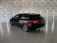 Usado Hyundai i40 141 CV (103 kW) 2016 Negro Familiar