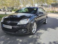 Usado Opel Astra Cabriolet Cosmo 150 HP (110 kW) 2010 Preto Cabrios