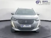 Usado Peugeot 2008 Allure 130 CV (95 kW) 2022 Gris SUV