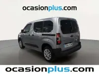 Usado Citroën Berlingo Live 102 CV (75 kW) 2023 Plateado Monovolumen