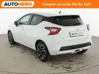 Używany Nissan Micra Acenta 92 KM (67 kW) 2021 Biały Hatchback