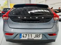 Usado Volvo V40 Momentum 120 CV (88 kW) 2016 Azul Berlina