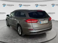 Usado Ford Mondeo Titanium 150 CV (110 kW) 2019 Beige Familiar