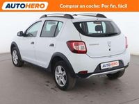 Usado Dacia Sandero Stepway 91 CV (66 kW) 2016 Blanco Utilitario
