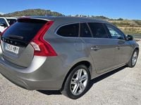 Usado Volvo V60 Momentum 136 CV (100 kW) 2014 Beige Familiar