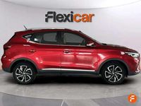 Usado MG ZS Comfort 111 CV (81 kW) 2023 Rojo SUV