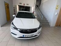 Usado Opel Astra Selective 125 CV (91 kW) 2017 Blanco Utilitario