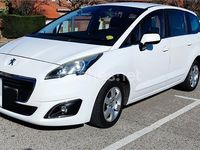 Usado Peugeot 5008 Access 115 HP (84 kW) 2014 Branco Monovolume