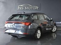 Usado Seat Leon ST Reference 116 CV (85 kW) 2022 Gris Familiar