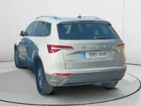 Usado Skoda Karoq Ambition 116 CV (85 kW) 2024 Gris SUV