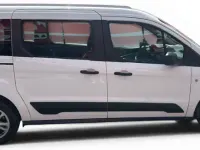 Usado Ford Grand Tourneo Connect Trend 99 CV (72 kW) 2022 Blanco Monovolumen