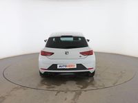 Usado Seat Leon FR 185 CV (136 kW) 2018 Blanco Coupe