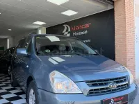 Usado Kia Carnival 185 CV (136 kW) 2009 Gris / plata Monovolumen