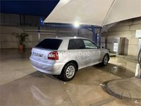 Usado Audi A3 Attraction 150 CV (110 kW) 2001 Gris / plata Utilitario