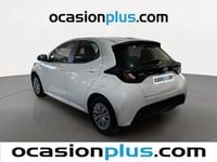 Usado Toyota Yaris Business Edition 69 CV (50 kW) 2023 Blanco Utilitario