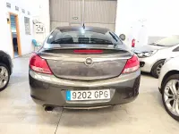 Usado Opel Insignia Cosmo 130 CV (95 kW) 2009 Gris / plata Berlina