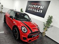Usado Mini John Cooper Works 231 CV (169 kW) 2019 Rojo Utilitario