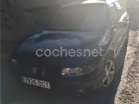 Usado Seat Leon Sport 110 CV (80 kW) 2004 Negro Utilitario