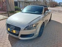 Usado Audi TT Roadster 200 CV (147 kW) 2008 Gris / plata Descapotable