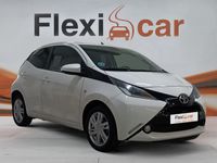 usado Toyota Aygo 1.0 70 x-play - 5 P (2016) Gasolina en Flexicar Valencia 2