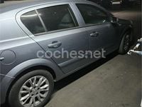 Usado Opel Astra Enjoy 115 CV (84 kW) 2009 Gris / plata Berlina
