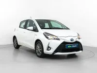 Usado Toyota Yaris Hybrid Active 100 CV (73 kW) 2019