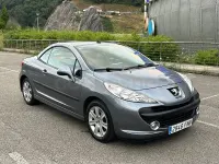 Usado Peugeot 207 CC 120 CV (88 kW) 2008 Gris / plata Descapotable