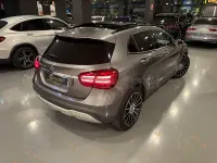 Usado Mercedes GLA200 136 CV (100 kW) 2019 Gris / plata SUV
