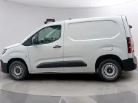 Usado Fiat Doblò 101 CV (74 kW) 2024 Blanco Monovolumen
