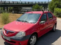 Usado Dacia Logan Lauréate 90 CV (66 kW) 2007 Rojo Berlina