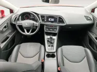 Usado Seat Leon Style 130 CV (95 kW) 2020 Granate