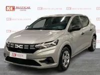 Usado Dacia Sandero Essentiel 91 CV (66 kW) 2024 Plateado Berlina