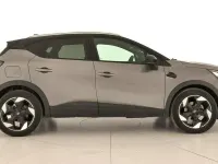 Usado Renault Captur Evolution 100 CV (73 kW) 2025 Gris SUV