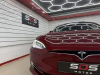 Usado Tesla Model S 310 kW (422 CV) 2016 Rojo Utilitario