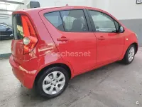 Usado Opel Agila Enjoy 86 CV (63 kW) 2008 Rojo Utilitario