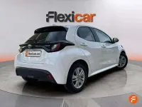 Usado Toyota Yaris Business Edition 116 CV (85 kW) 2022 Blanco Utilitario