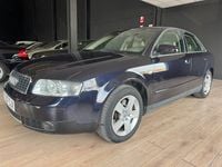 Usado Audi A4 Sport 170 CV (125 kW) 2004 Azul Berlina
