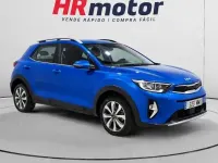 Usado Kia Stonic 100 CV (73 kW) 2024 SUV