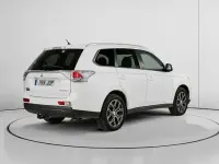 Usado Mitsubishi Outlander Motion 150 CV (110 kW) 2015 Blanco SUV