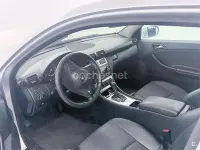 Usado Mercedes CLC220 150 CV (110 kW) 2009 Gris / plata Utilitario