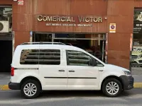 Usado VW Caddy Trendline 110 CV (80 kW) 2018 Blanco Monovolumen
