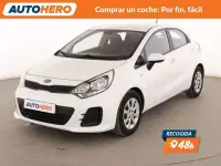 Usado Kia Rio 86 CV (63 kW) 2015 Blanco Berlina