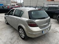 Begagnad Opel Astra Energy 90 HK (66 kW) 2009 Grå Sedan