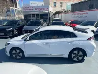 Usado Hyundai Ioniq 141 CV (103 kW) 2021 Blanco Utilitario