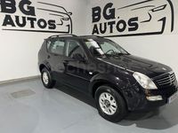 Usado Ssangyong (KGM) Rexton 165 CV (121 kW) 2006 Negro SUV