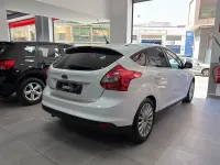 Usado Ford Focus Titanium 115 CV (84 kW) 2012 Blanco Berlina